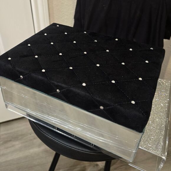 At Home Studded Velvet Mirrored Jewelry Storage Box - Picture 3 of 11